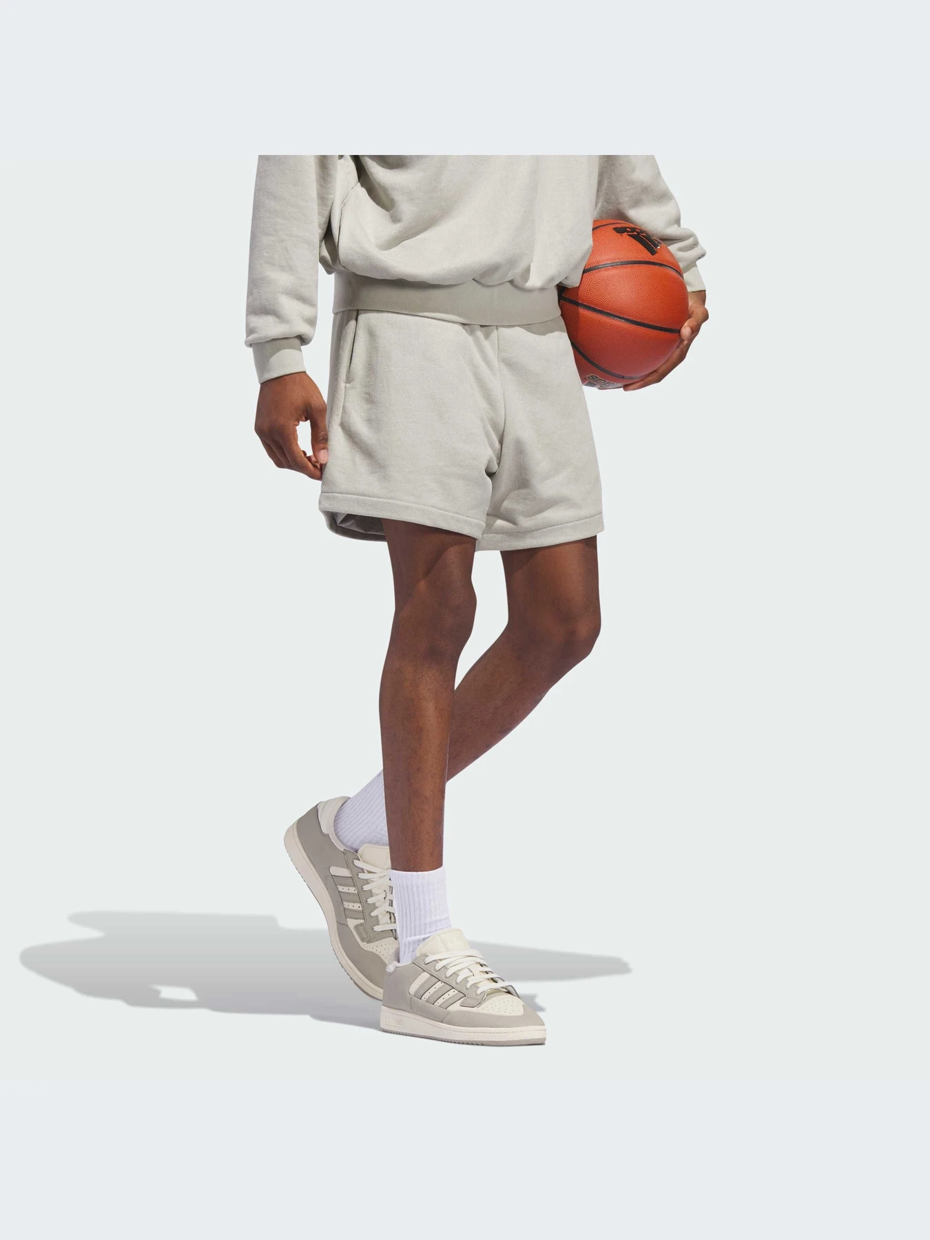 Шорты Adidas модель IN7701 Фото