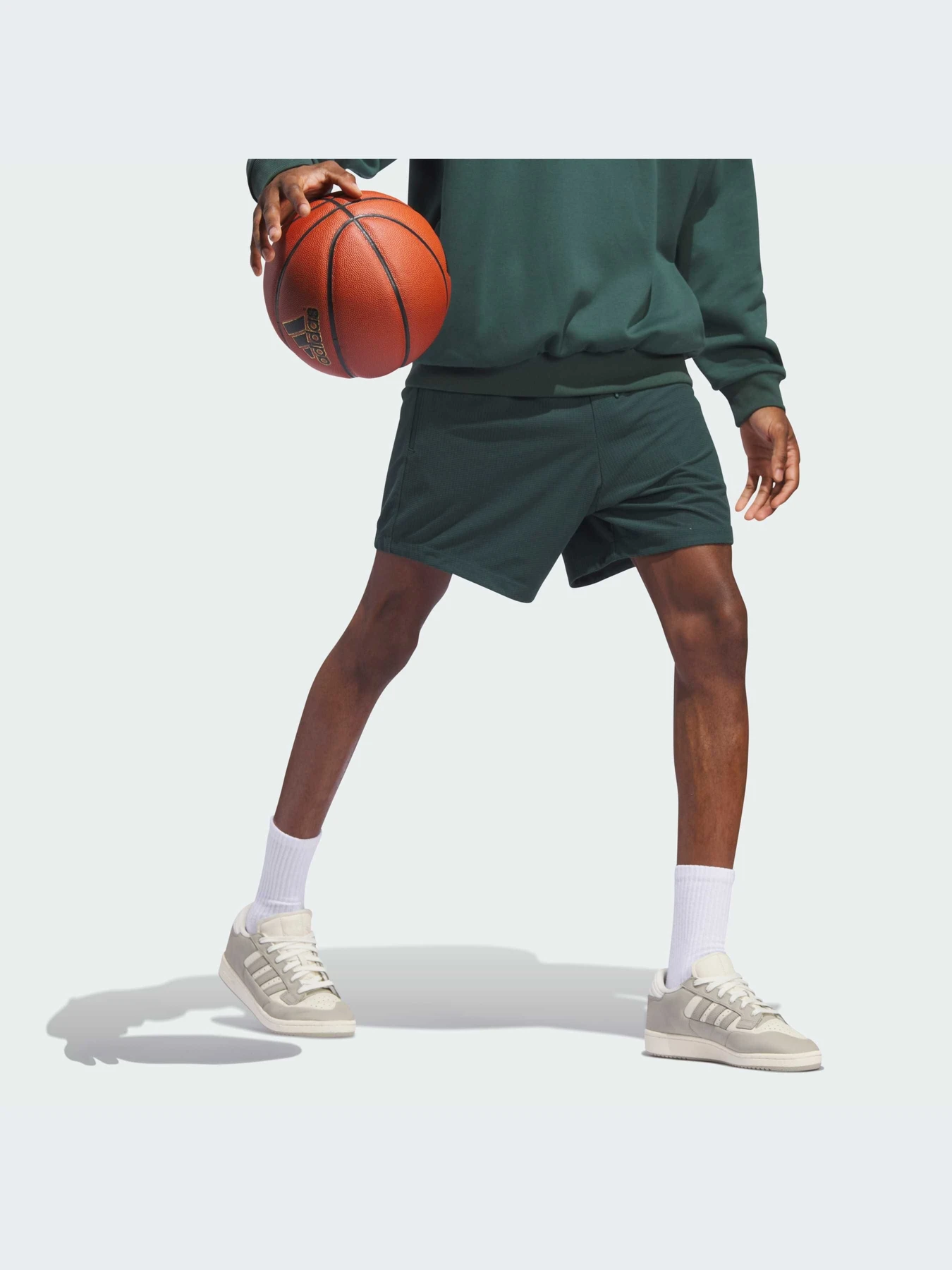 Шорты Adidas модель IT2473 Шорты Adidas модель IT2473 Фото