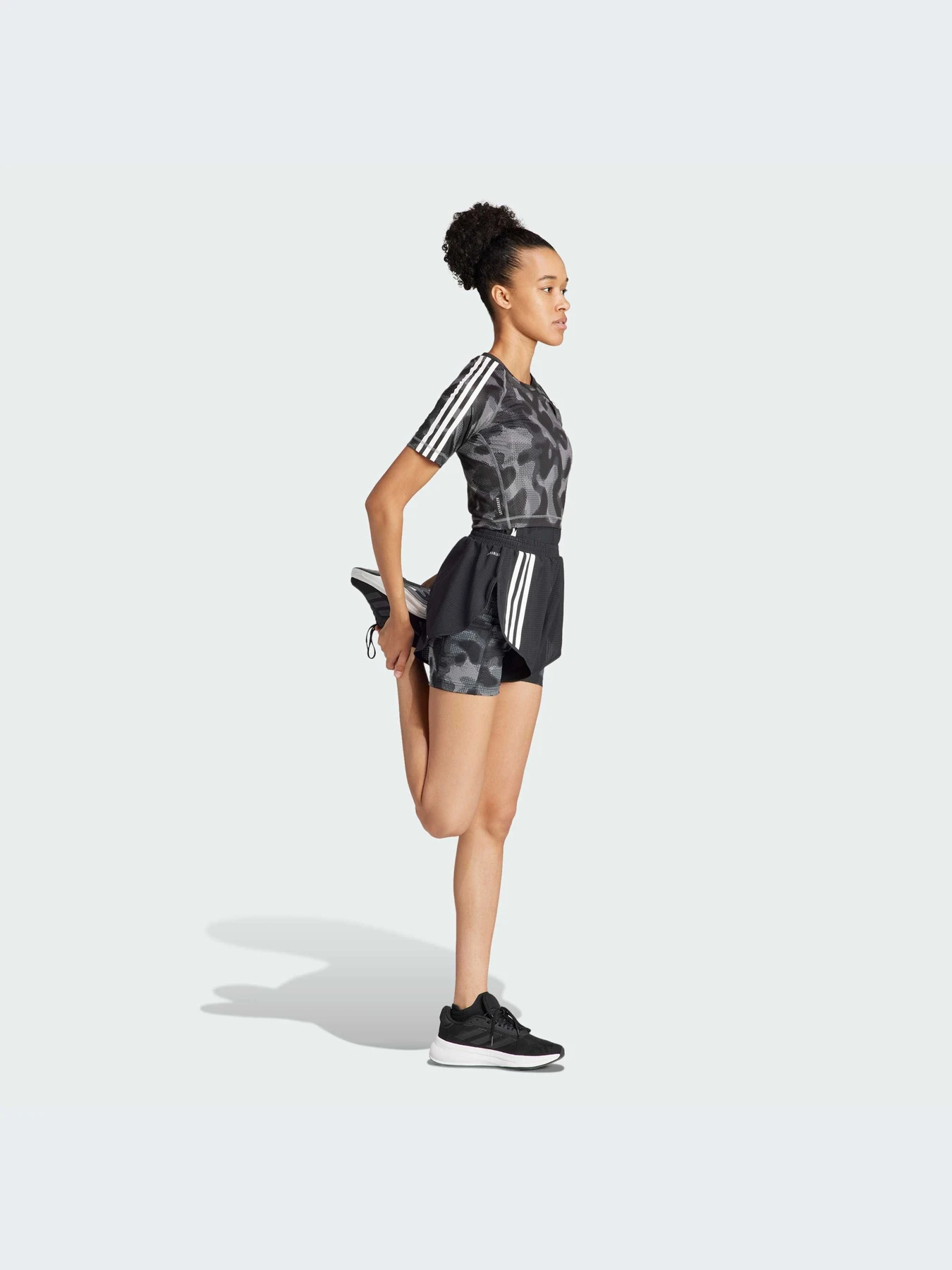 Футболки и поло Adidas 3 Stripes модель IK5012 Футболки и поло Adidas 3 Stripes модель IK5012 Фото