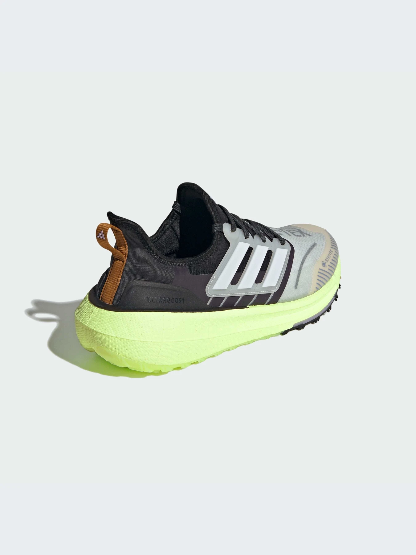 Кроссовки Adidas Ultraboost модель IG5018 Кроссовки Adidas Ultraboost модель IG5018 Фото