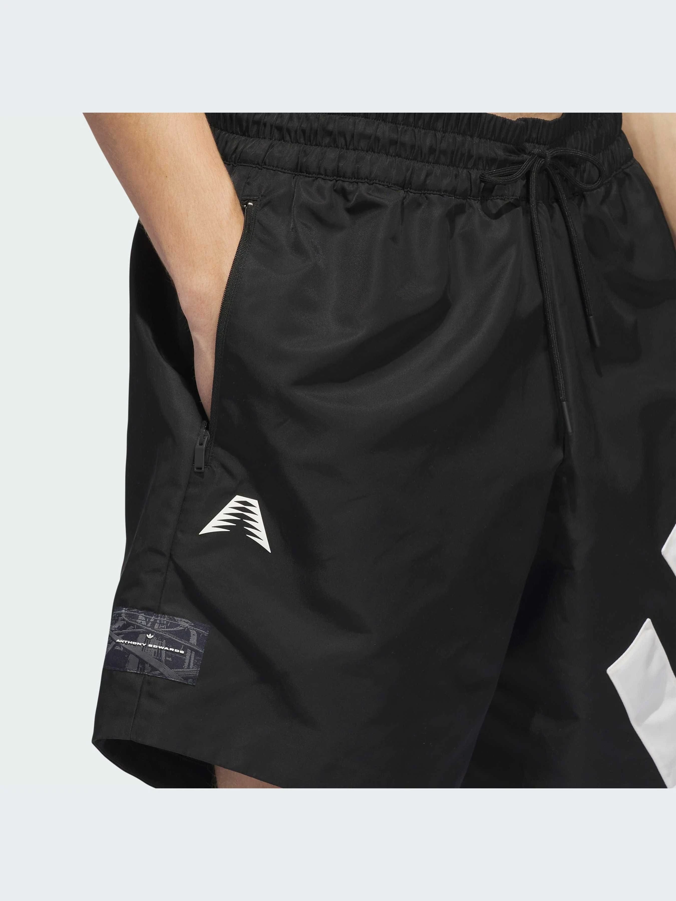 Шорти Adidas модель IU2817 Шорти Adidas модель IU2817 Фото