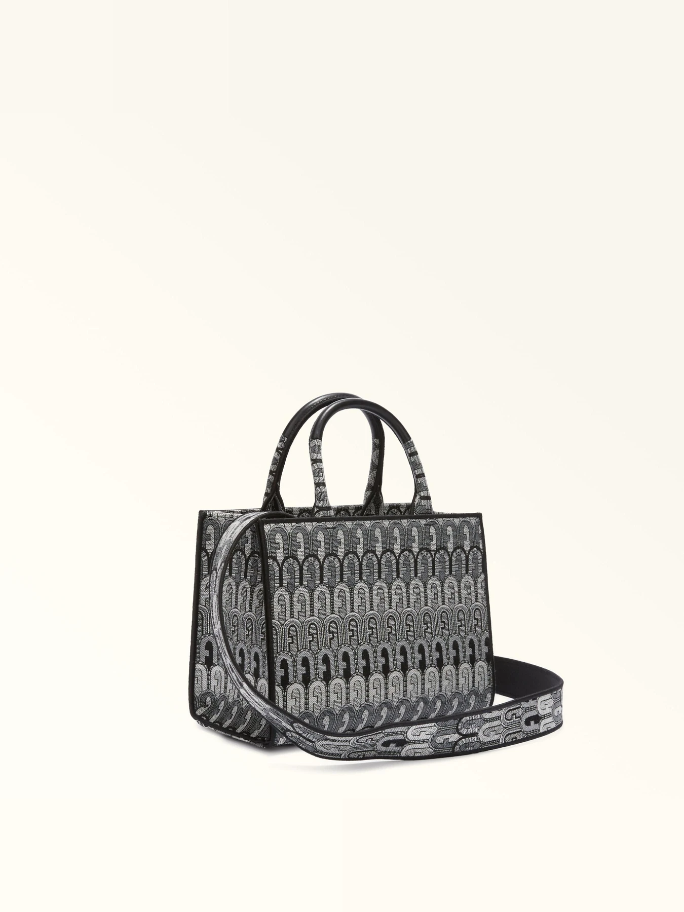 Сумки Furla модель WB00299AX0777G10001003 Сумки Furla модель WB00299AX0777G10001003 Фото