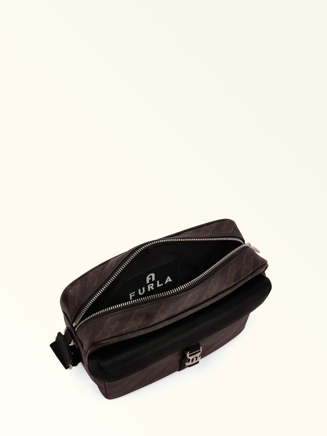 Сумки Furla MAN COSMO S CROSSBODY модель MB00099BX16720088S1057 Сумки Furla MAN COSMO S CROSSBODY модель MB00099BX16720088S1057 Фото