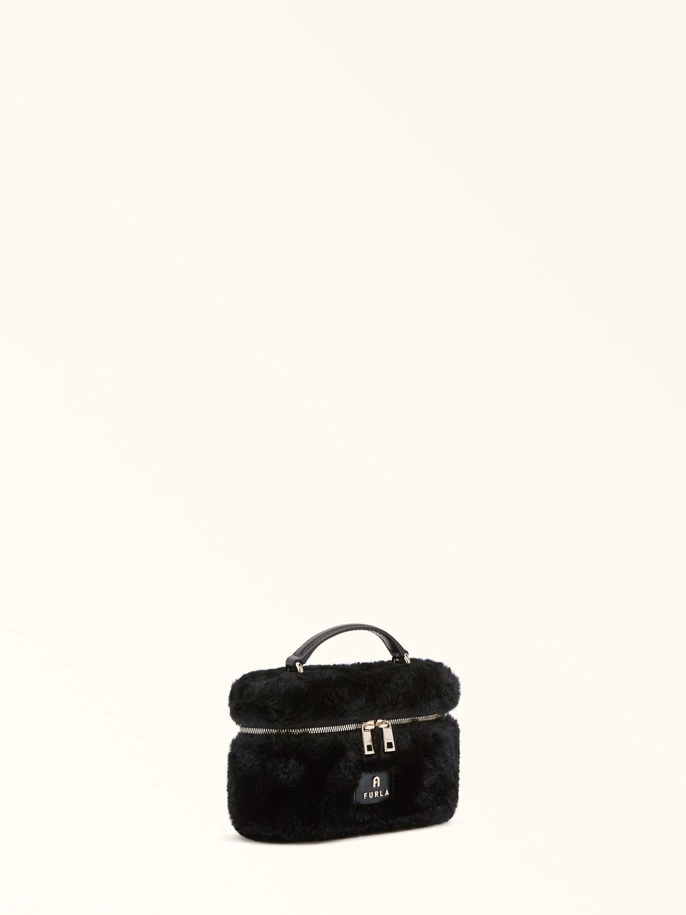 Сумки Furla CAMELIA MICRO VANITY CASE CROSSBODY модель WE00510BX2277O60001007 Сумки Furla CAMELIA MICRO VANITY CASE CROSSBODY модель WE00510BX2277O60001007 Фото