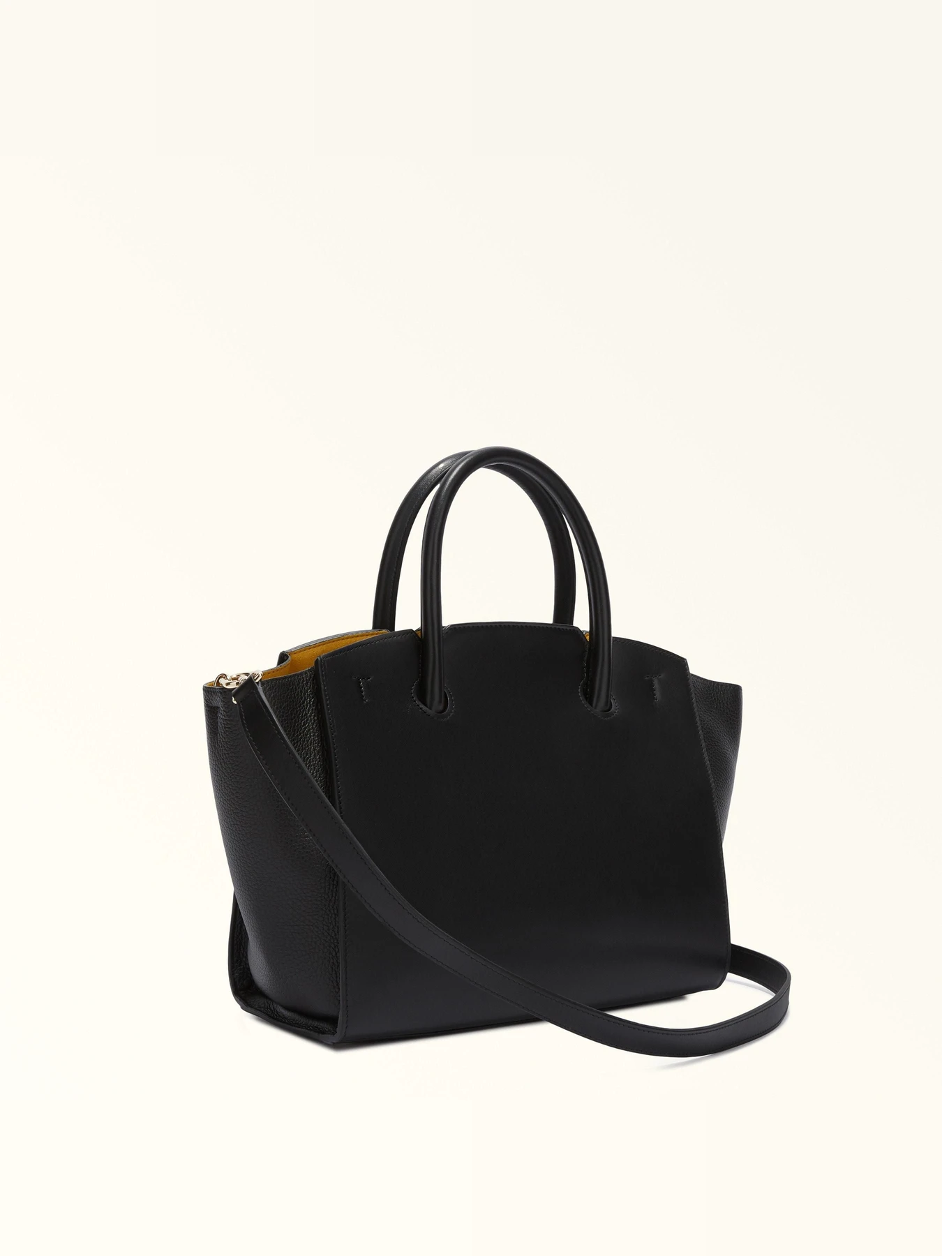 Сумки Furla GENESI M модель WB00811BX0053O60009107 Фото