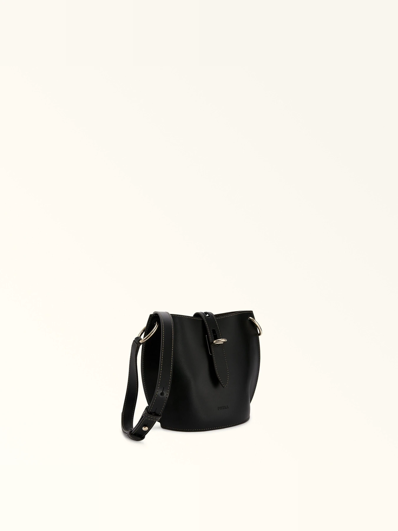 Сумки Furla модель WB00913AX0733O60009107 Сумки Furla модель WB00913AX0733O60009107 Фото