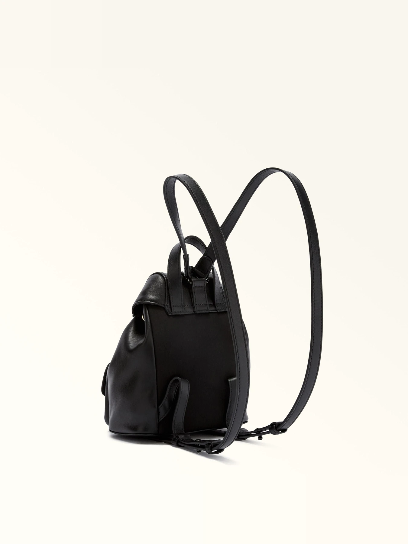 Рюкзаки Furla FLOW VITELLO CLARIS LUX модель WB01291BX2045O60001020 Фото