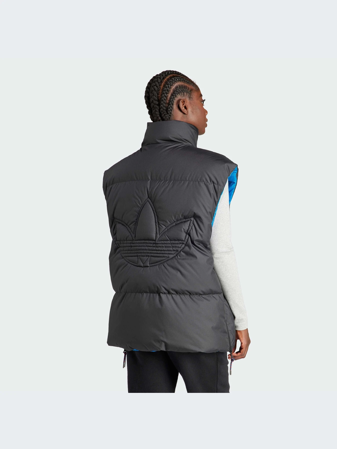 Куртки и дубленки Adidas модель IR7122 Куртки и дубленки Adidas модель IR7122 Фото