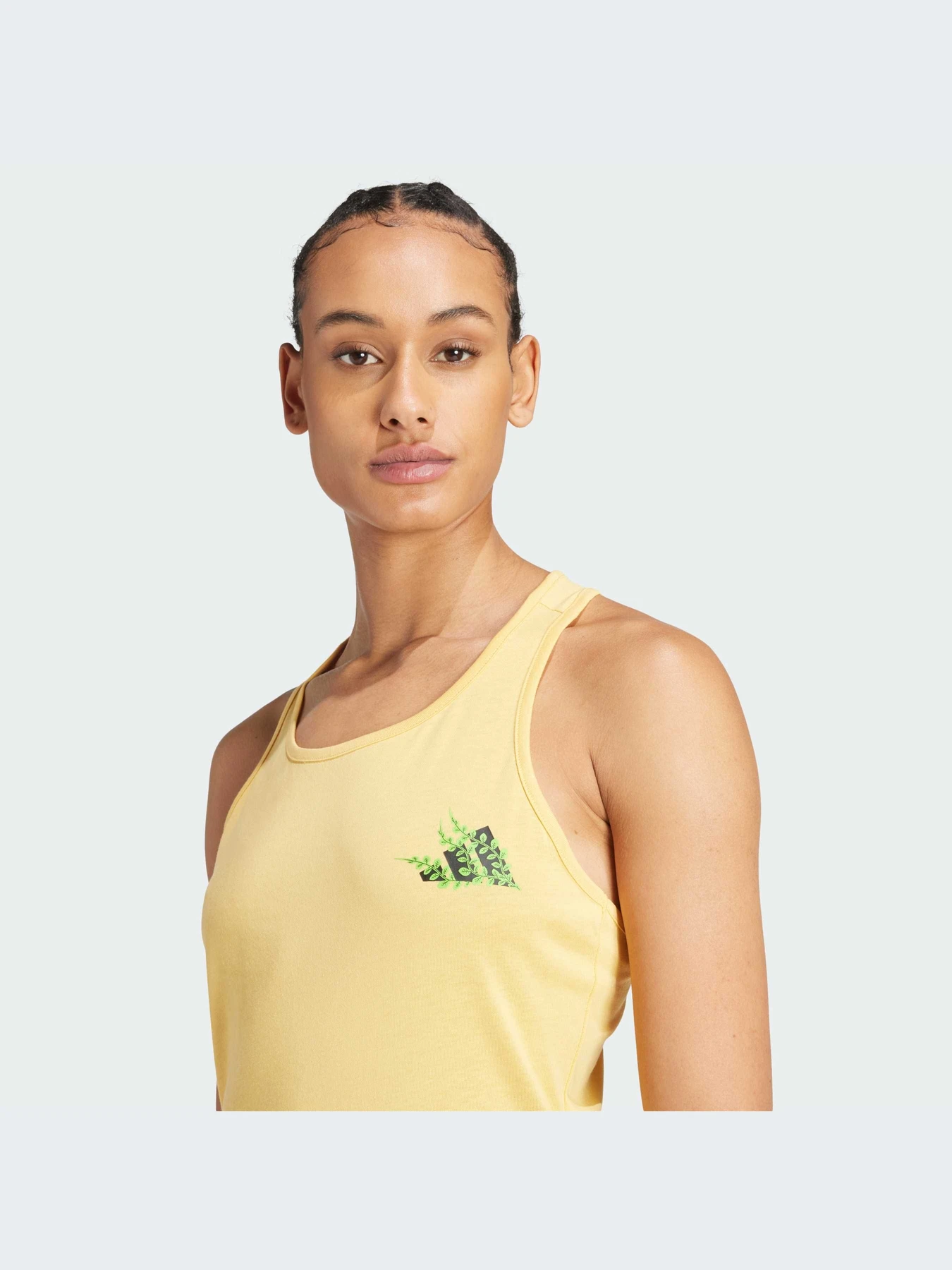 Футболки и поло Adidas модель IY7601 Футболки и поло Adidas модель IY7601 Фото
