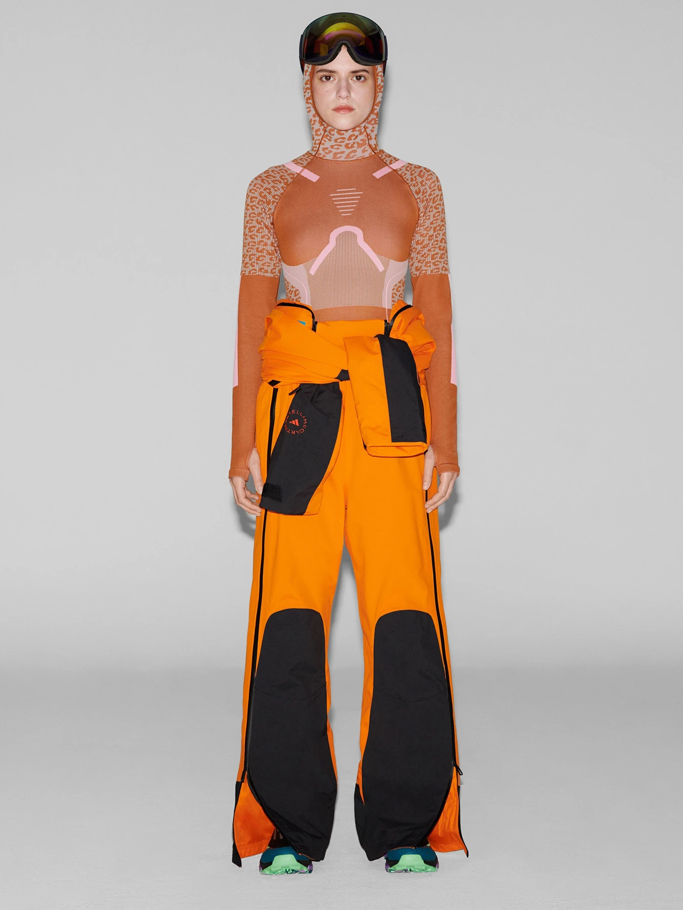 Худи и свитшоты Adidas by Stella McCartney модель HY4520 Худи и свитшоты Adidas by Stella McCartney модель HY4520 Фото