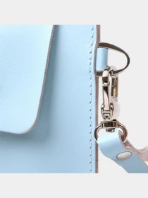 Шкіряна жіноча тревел-косметичка Shvigel Синій Shvigel модель bag24_16424 Фото