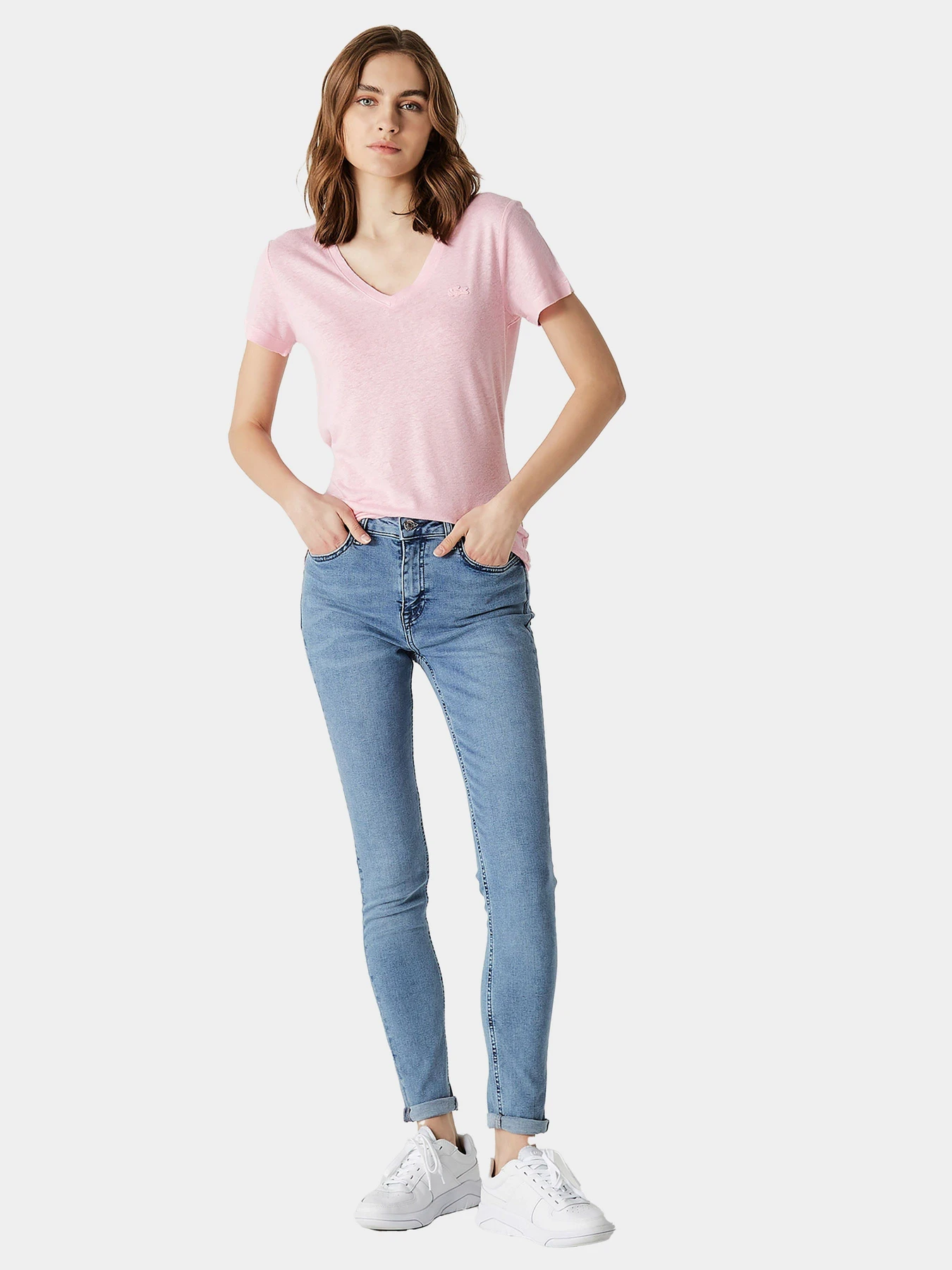 Футболки і поло Lacoste модель TF021919P Футболки і поло Lacoste модель TF021919P Фото