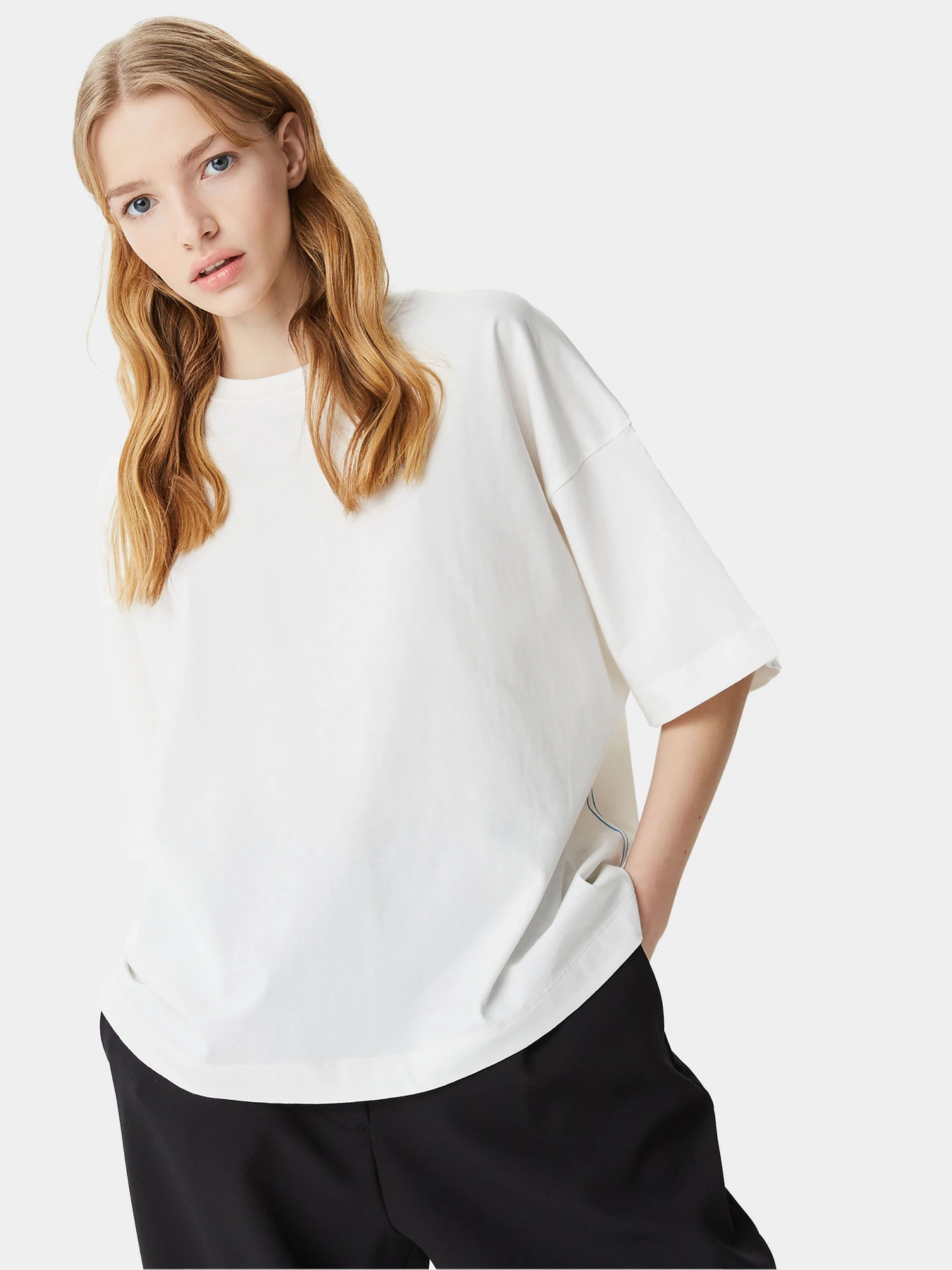 Футболки і поло Lacoste модель TF031717B Футболки і поло Lacoste модель TF031717B Фото