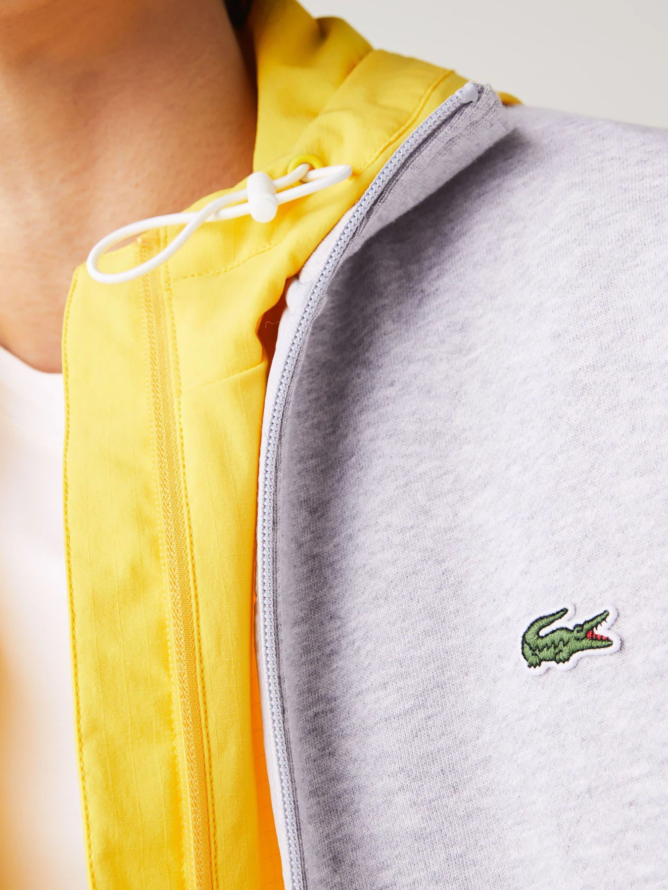 Худи и свитшоты Lacoste модель SH15599YA Фото
