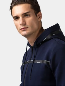 Худи и свитшоты Lacoste модель SH210505L Фото