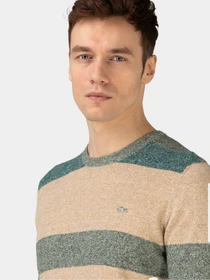 Свитры и кардиганы Lacoste модель AH011313K Фото