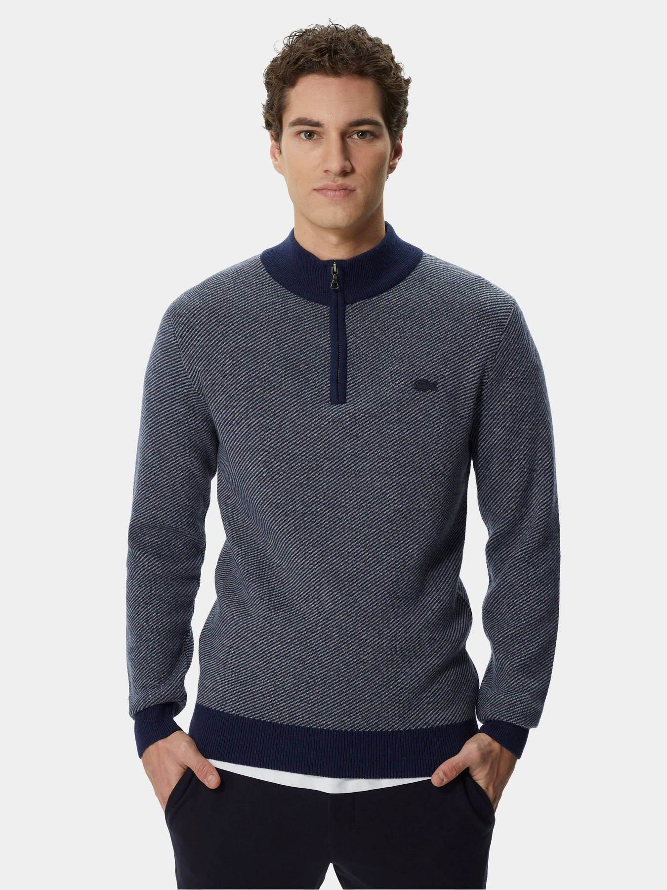 Худи и свитшоты Lacoste модель AH232222L Фото