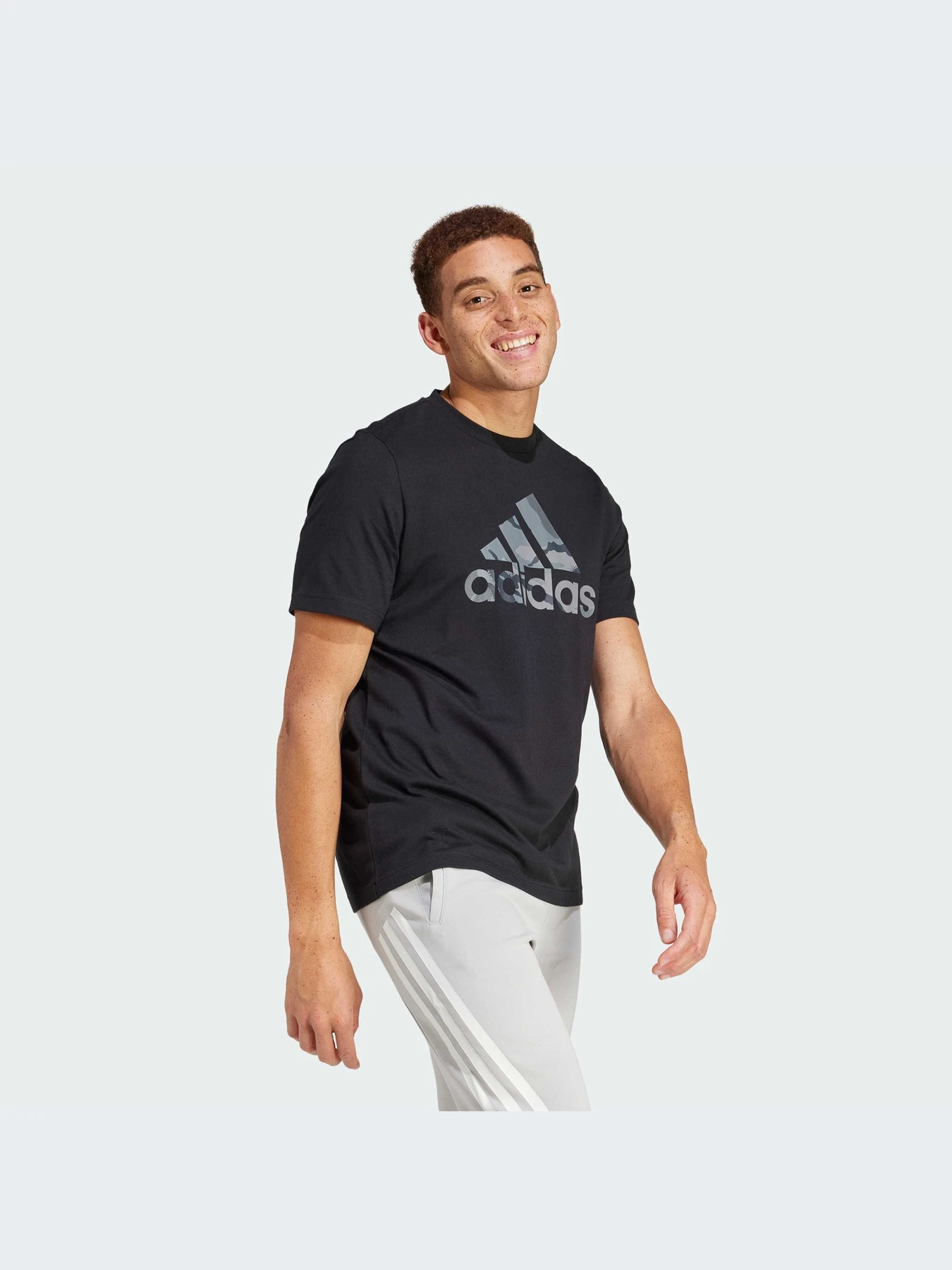 Футболки и поло Adidas модель IR5828 Футболки и поло Adidas модель IR5828 Фото