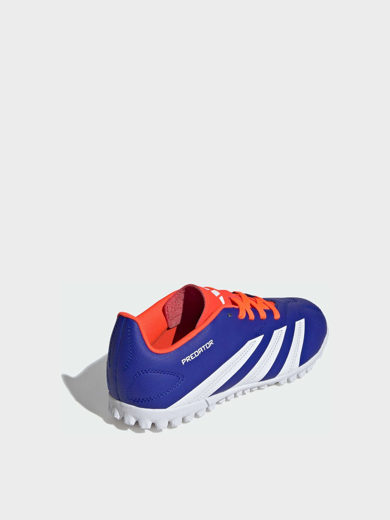 Кросівки Adidas Predator модель ID3428 Кросівки Adidas Predator модель ID3428 Фото