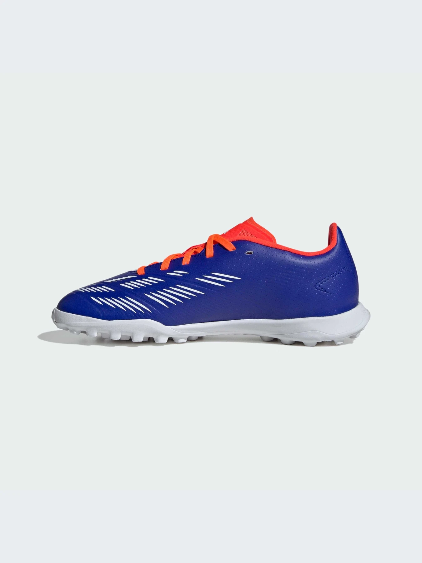 Кросівки Adidas Predator модель IF6413 Кросівки Adidas Predator модель IF6413 Фото