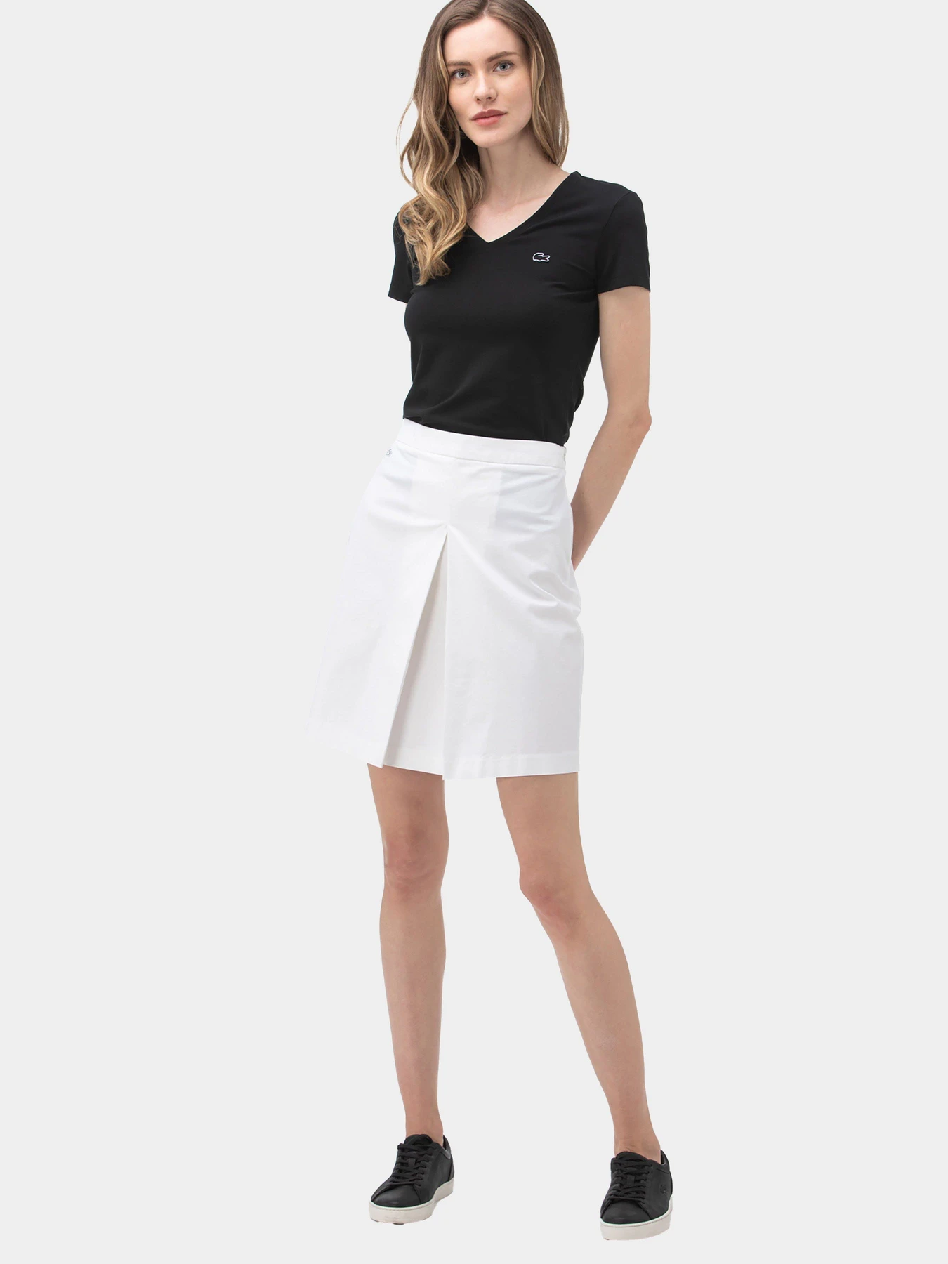 Юбки Lacoste модель JF004242A Юбки Lacoste модель JF004242A Фото