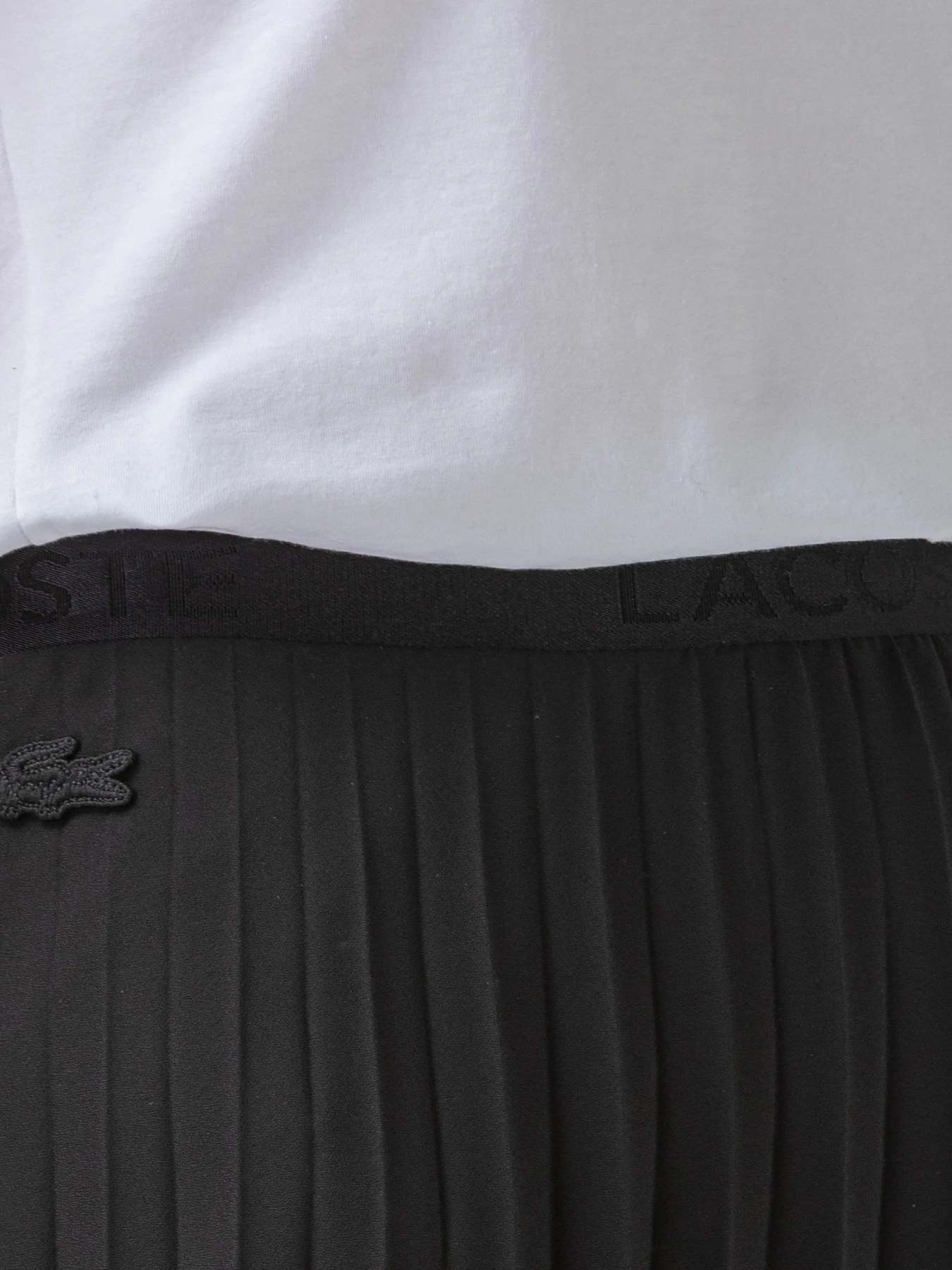Спідниці Lacoste модель JF010909S Фото