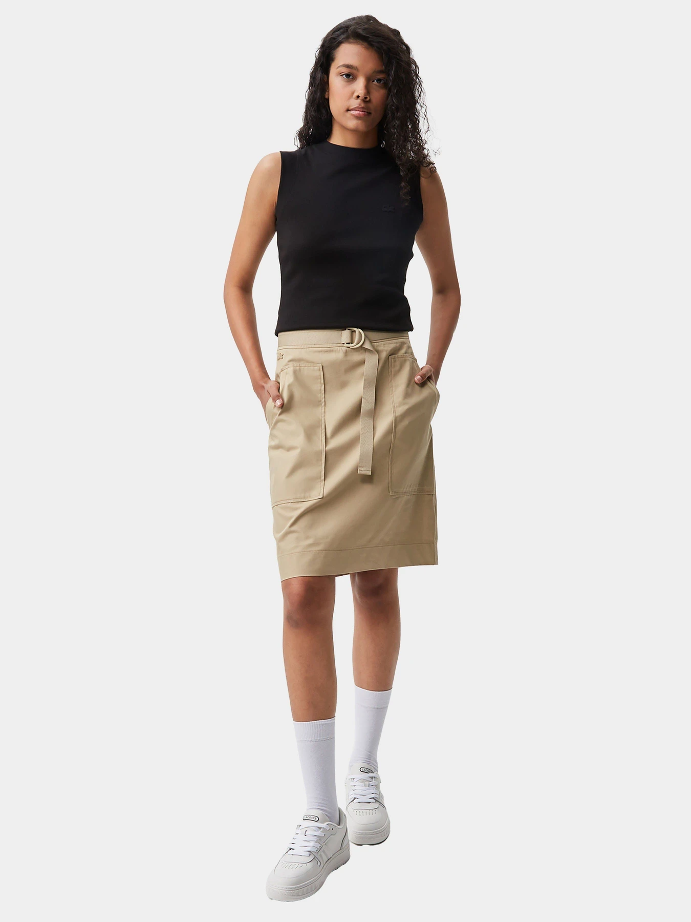 Юбки Lacoste модель JF030404K Юбки Lacoste модель JF030404K Фото
