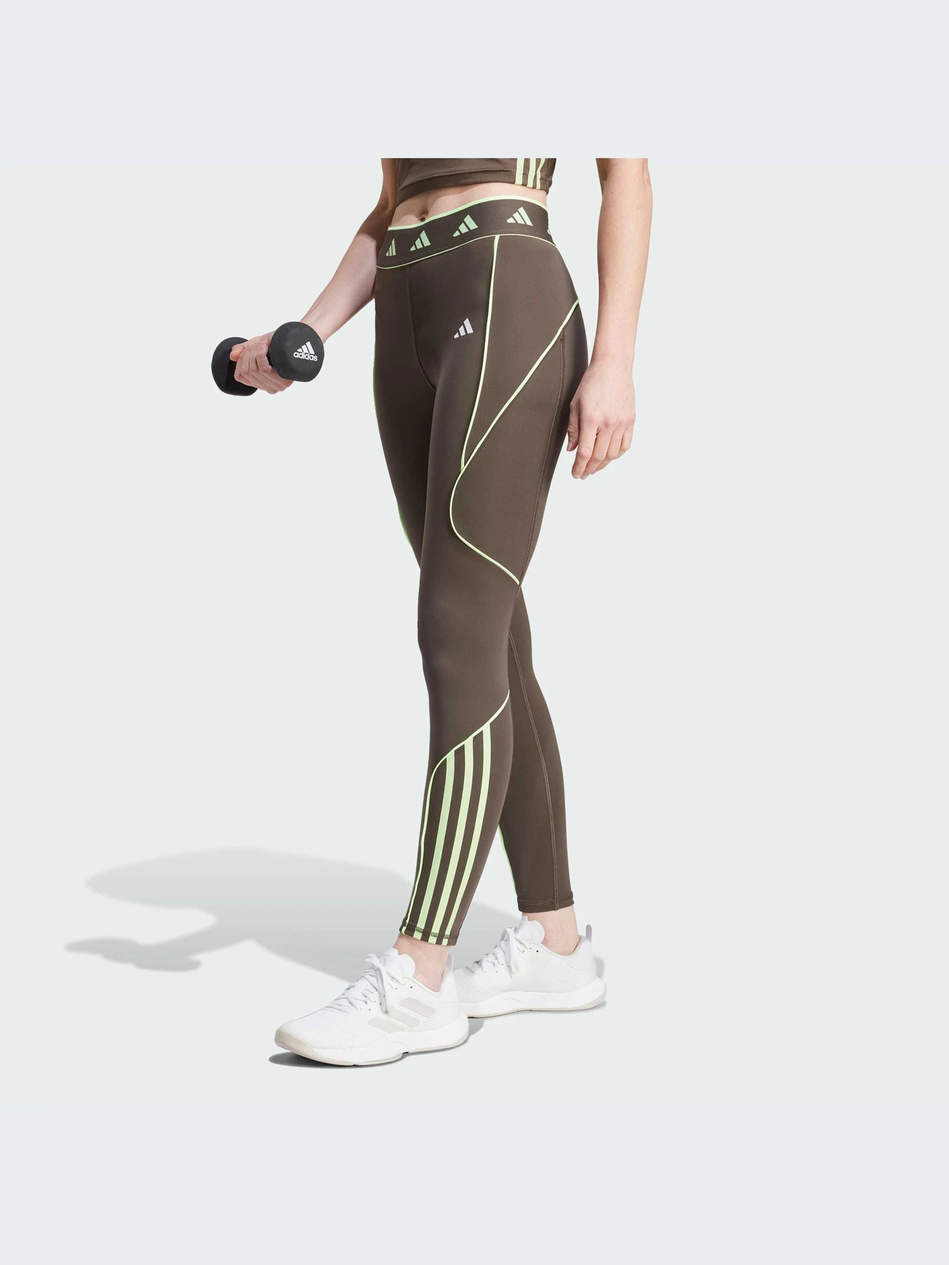 Брюки Adidas модель IS4054 Брюки Adidas модель IS4054 Фото