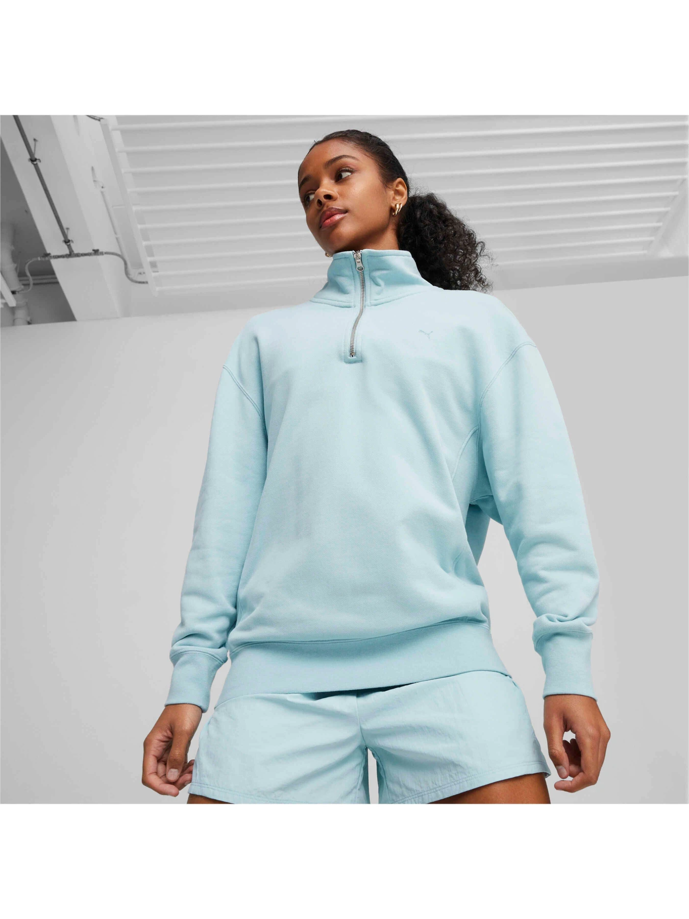 Худи и свитшоты PUMA Yona Half-zip Crew модель 624024 Фото