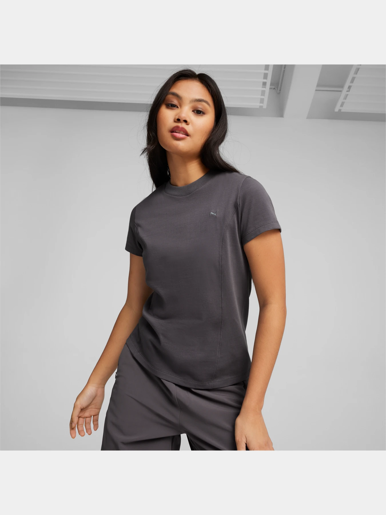 Футболки і поло PUMA Yona Tee модель 624021 Футболки і поло PUMA Yona Tee модель 624021 Фото