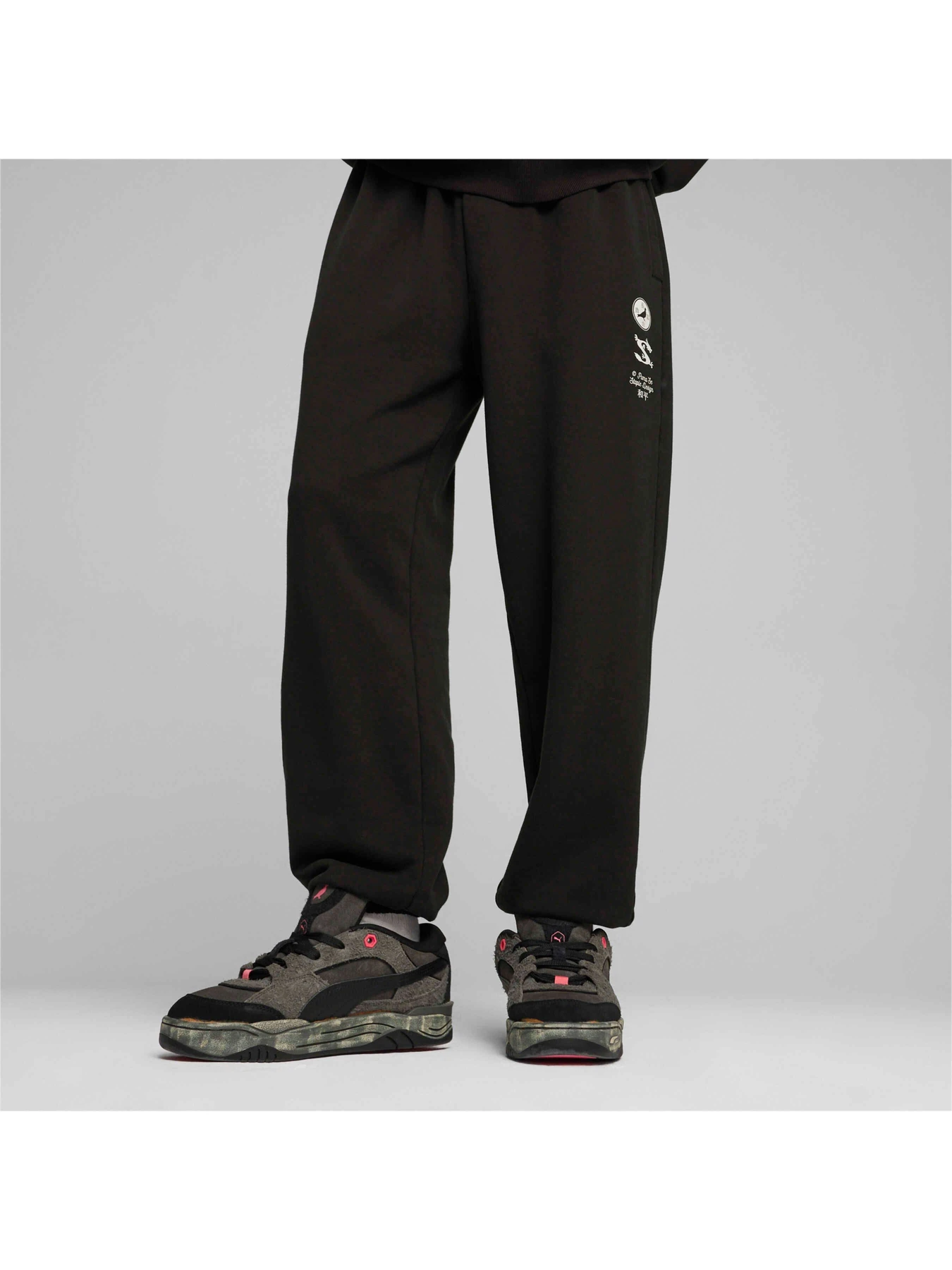 Брюки PUMA x Staple Sweatpants модель 625885 Брюки PUMA x Staple Sweatpants модель 625885 Фото