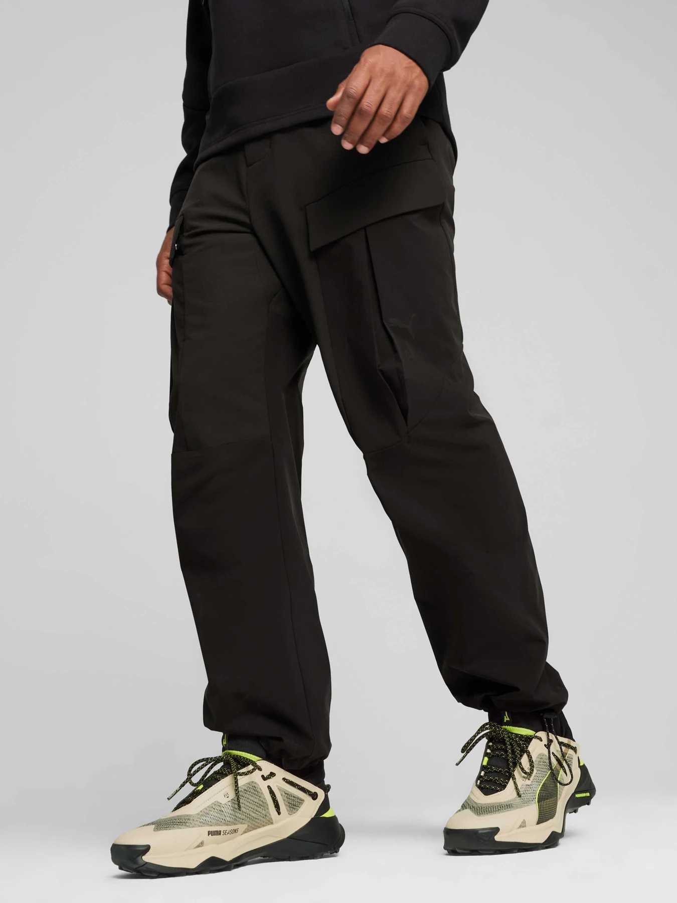 Брюки PUMA Seasons Cargo Pants модель 524725 Брюки PUMA Seasons Cargo Pants модель 524725 Фото