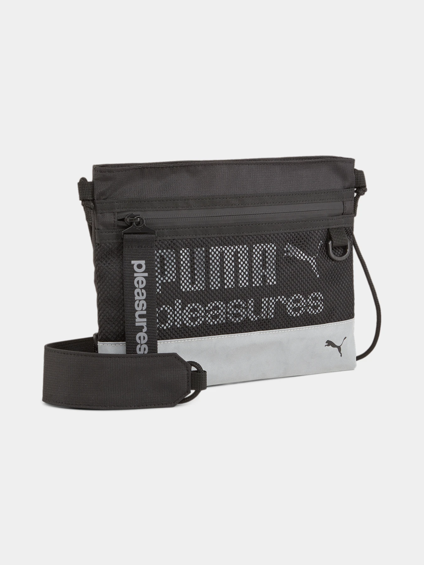 Сумка PUMA x PLEASURES Cross Body Bag x Pleasures x Body Bag модель 090313 Сумка PUMA x PLEASURES Cross Body Bag x Pleasures x Body Bag модель 090313 Фото