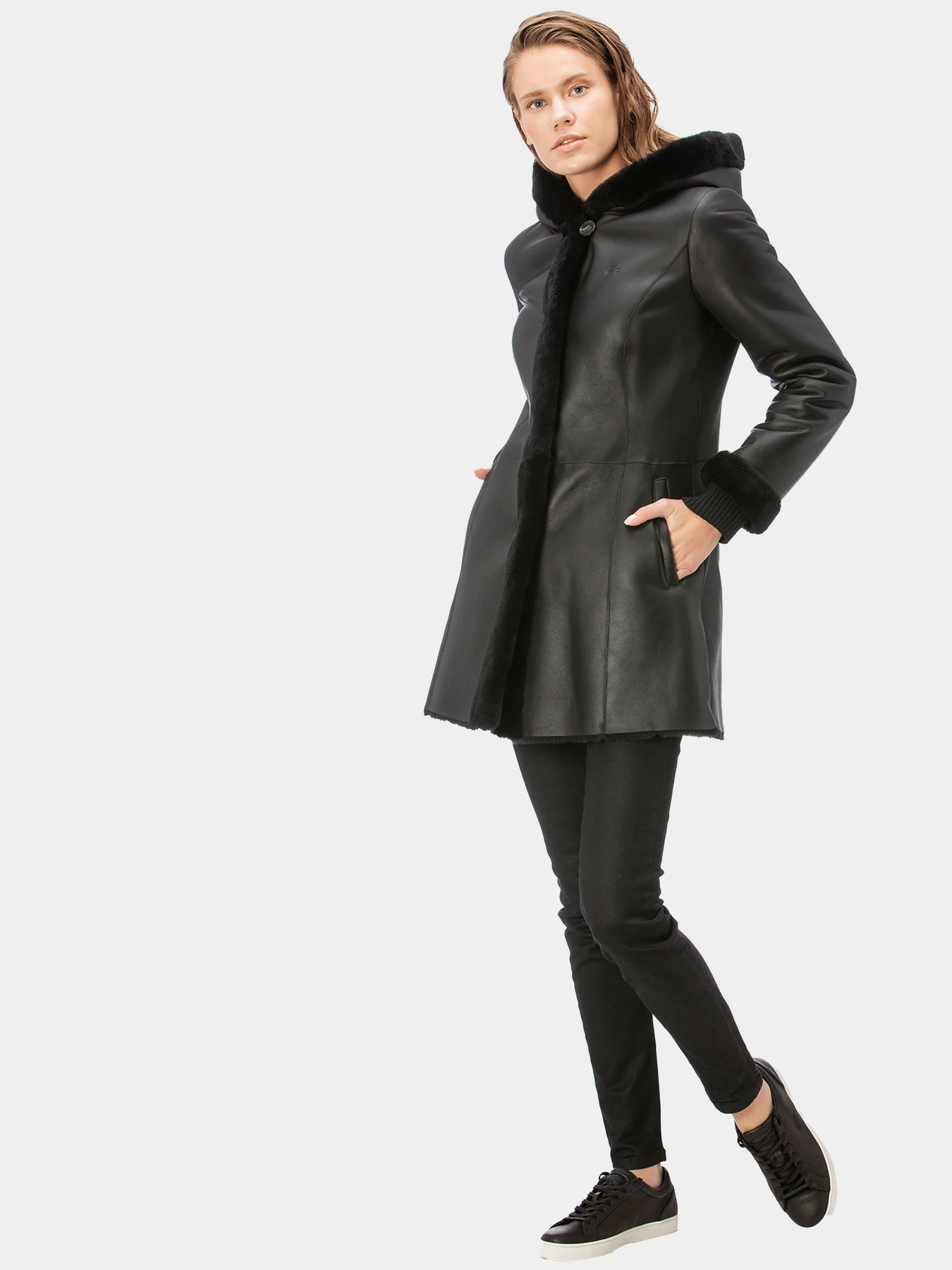 Куртки и дубленки Lacoste модель BF143030S Фото