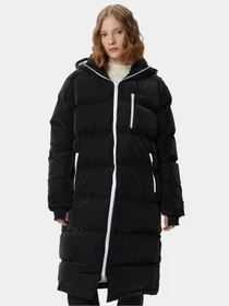 Куртки и дубленки Lacoste модель BF242525S Фото