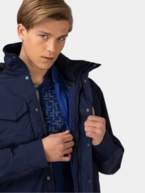 Куртки и дубленки Lacoste модель BH011717L Фото