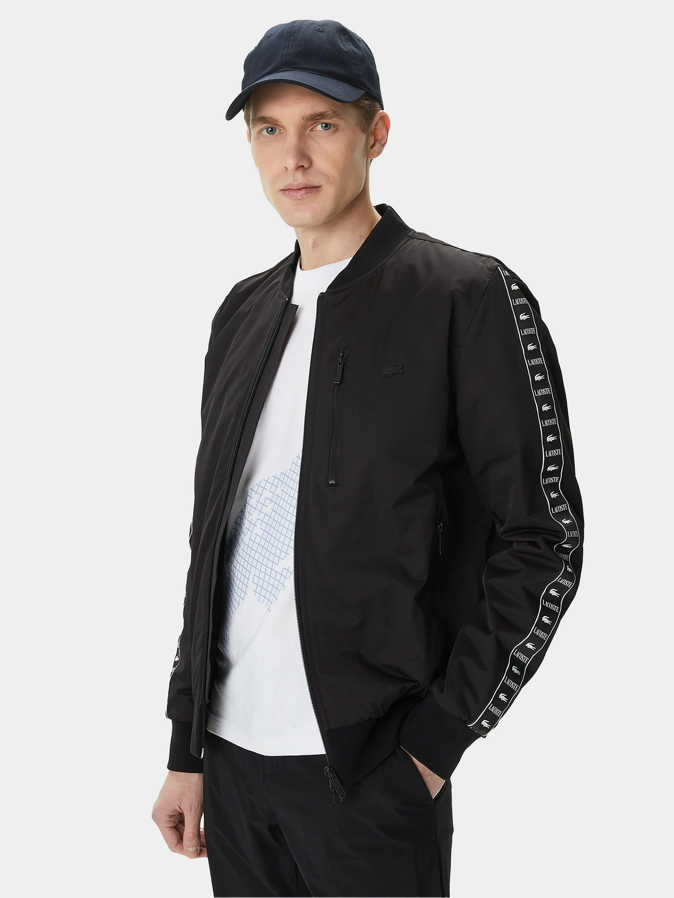 Куртки та дублянки Lacoste модель BH0410R031 Фото