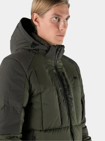 Куртки и дубленки Lacoste модель BH227272H Фото