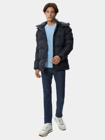 Куртки та дублянки Lacoste модель BH241919L Фото
