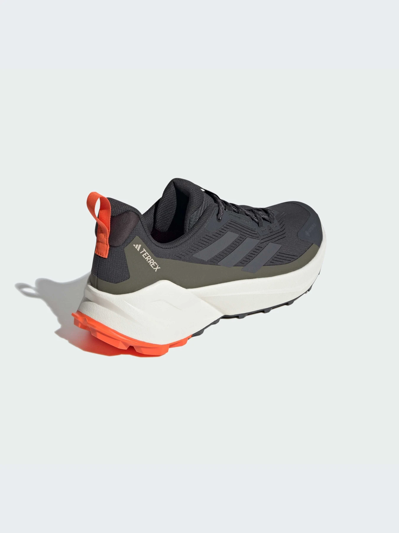 Кроссовки Adidas модель IE5148 Кроссовки Adidas модель IE5148 Фото