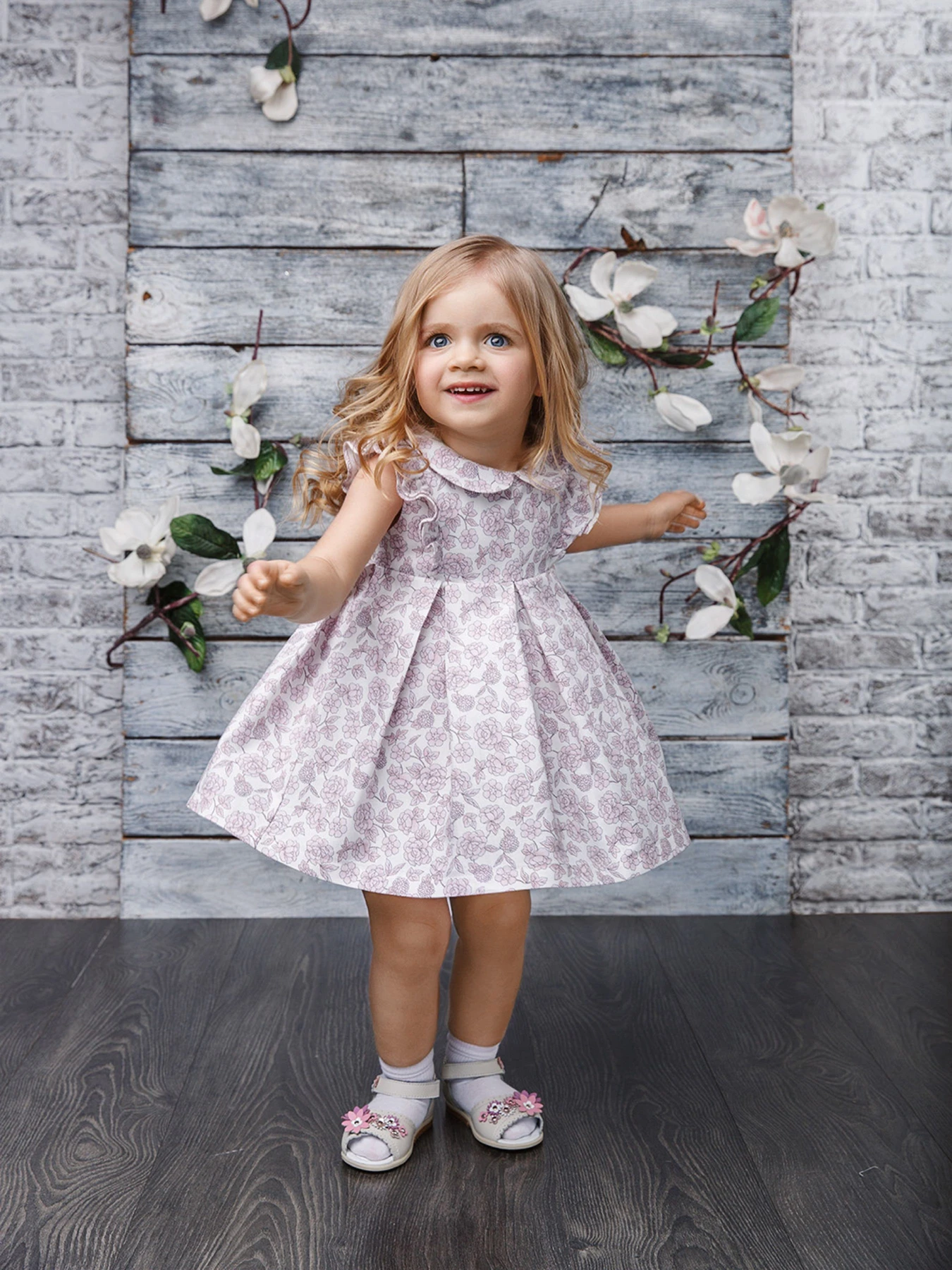 Платья Miracle Kids модель 010527 Платья Miracle Kids модель 010527 Фото