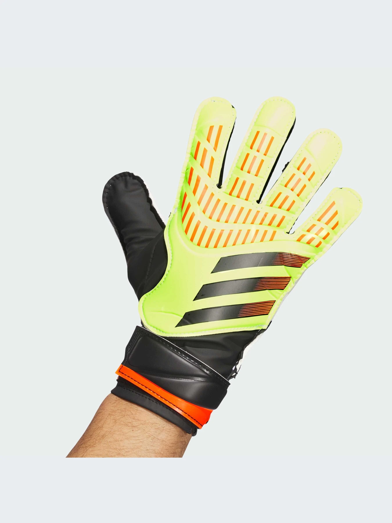 Перчатки для спорта Adidas модель IQ4026 Фото