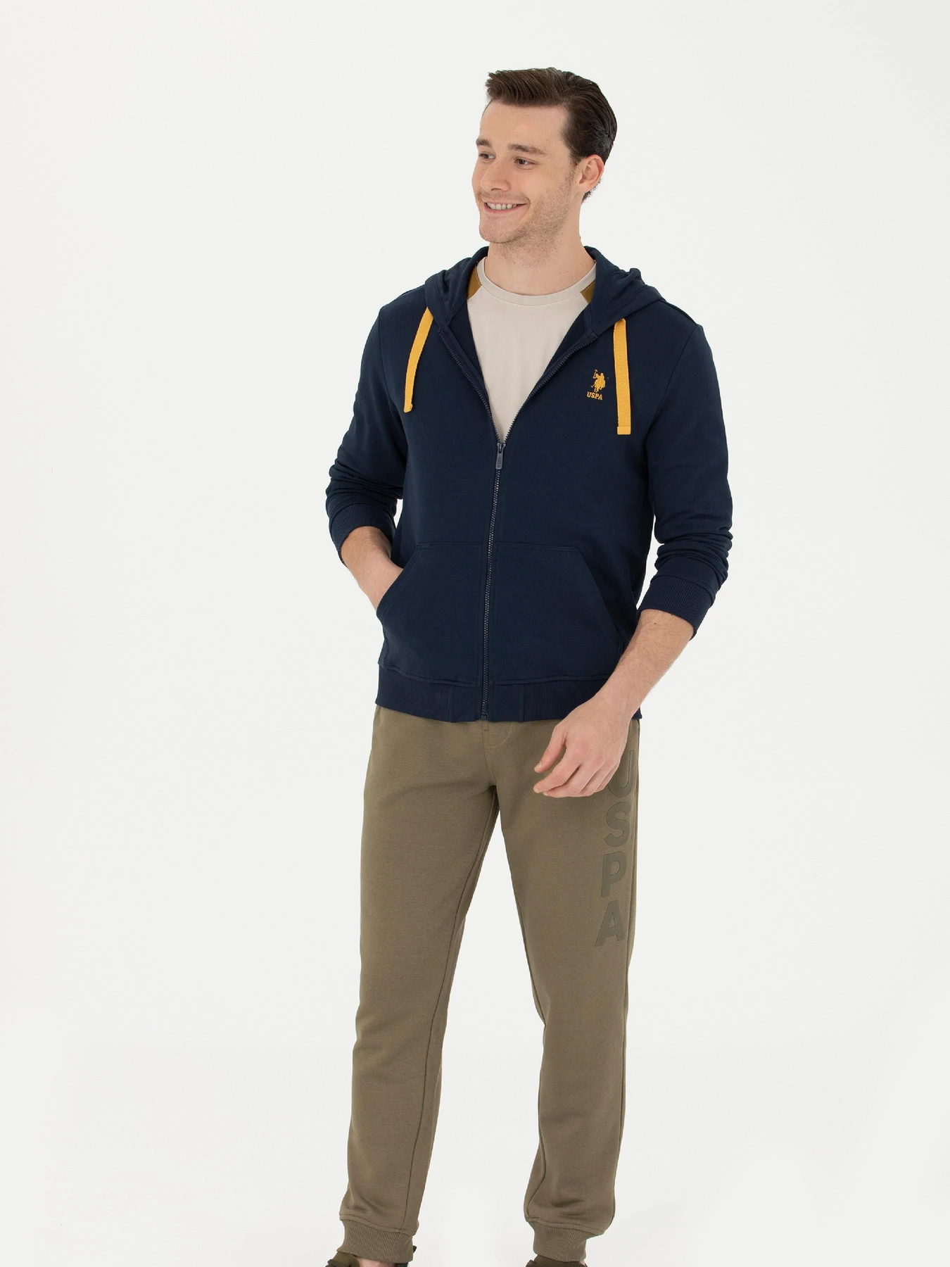 Худи и свитшоты US Polo модель G081SZ082.000.1703512.VR033 Худи и свитшоты US Polo модель G081SZ082.000.1703512.VR033 Фото