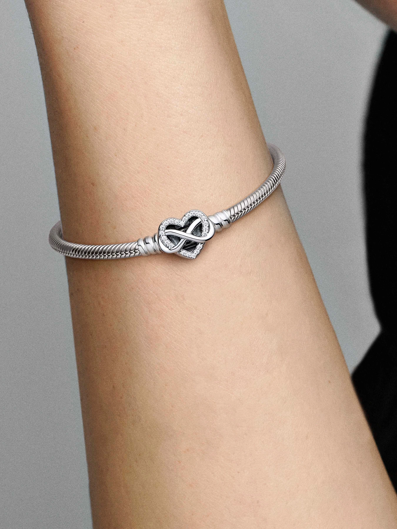 Для шармів PANDORA Moments модель 592645C01 Для шармів PANDORA Moments модель 592645C01 Фото