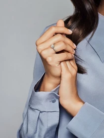 Каблучки PANDORA Moments модель 198289CZ Фото