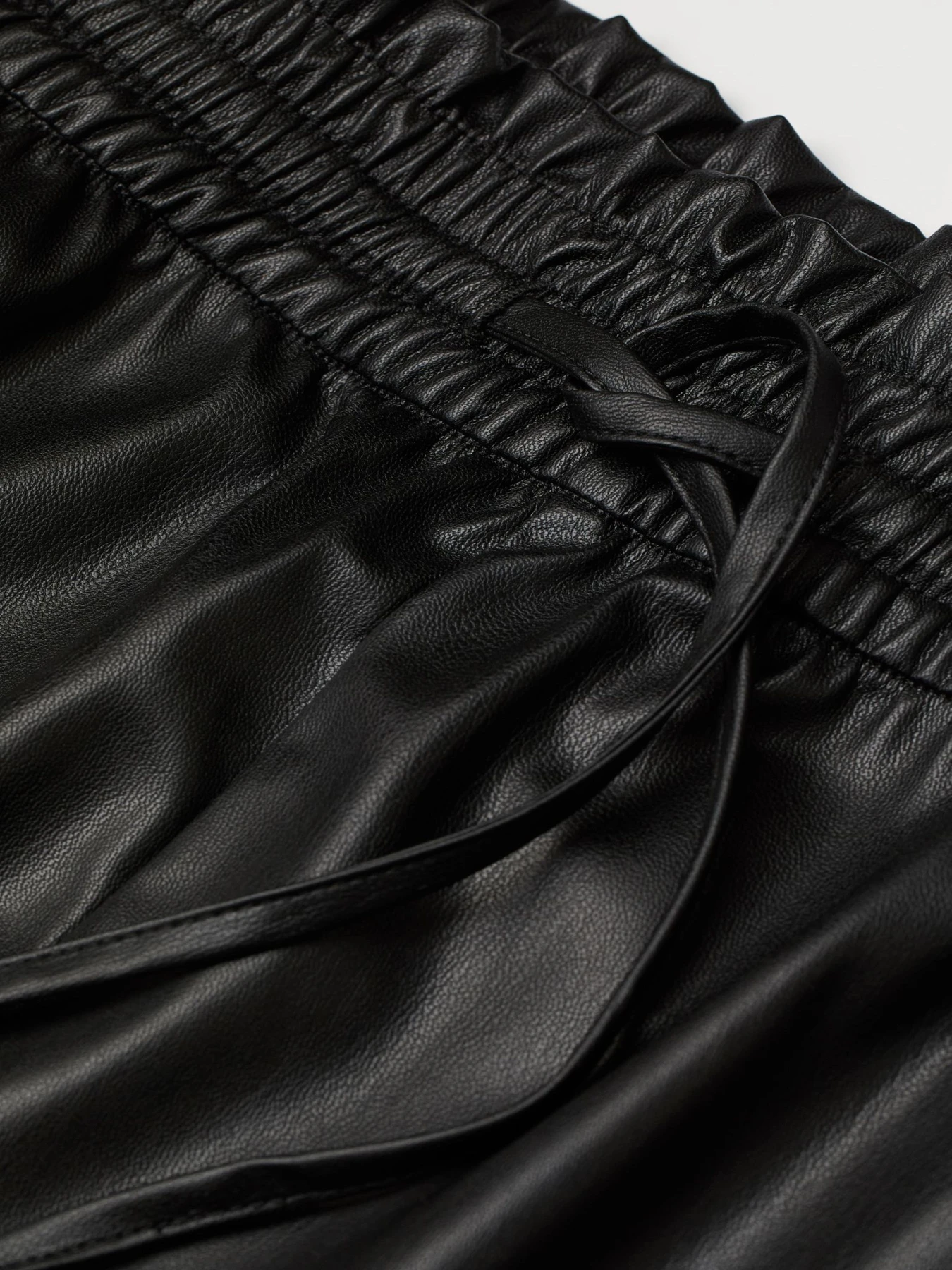 Шорти H&M модель 73515 Фото