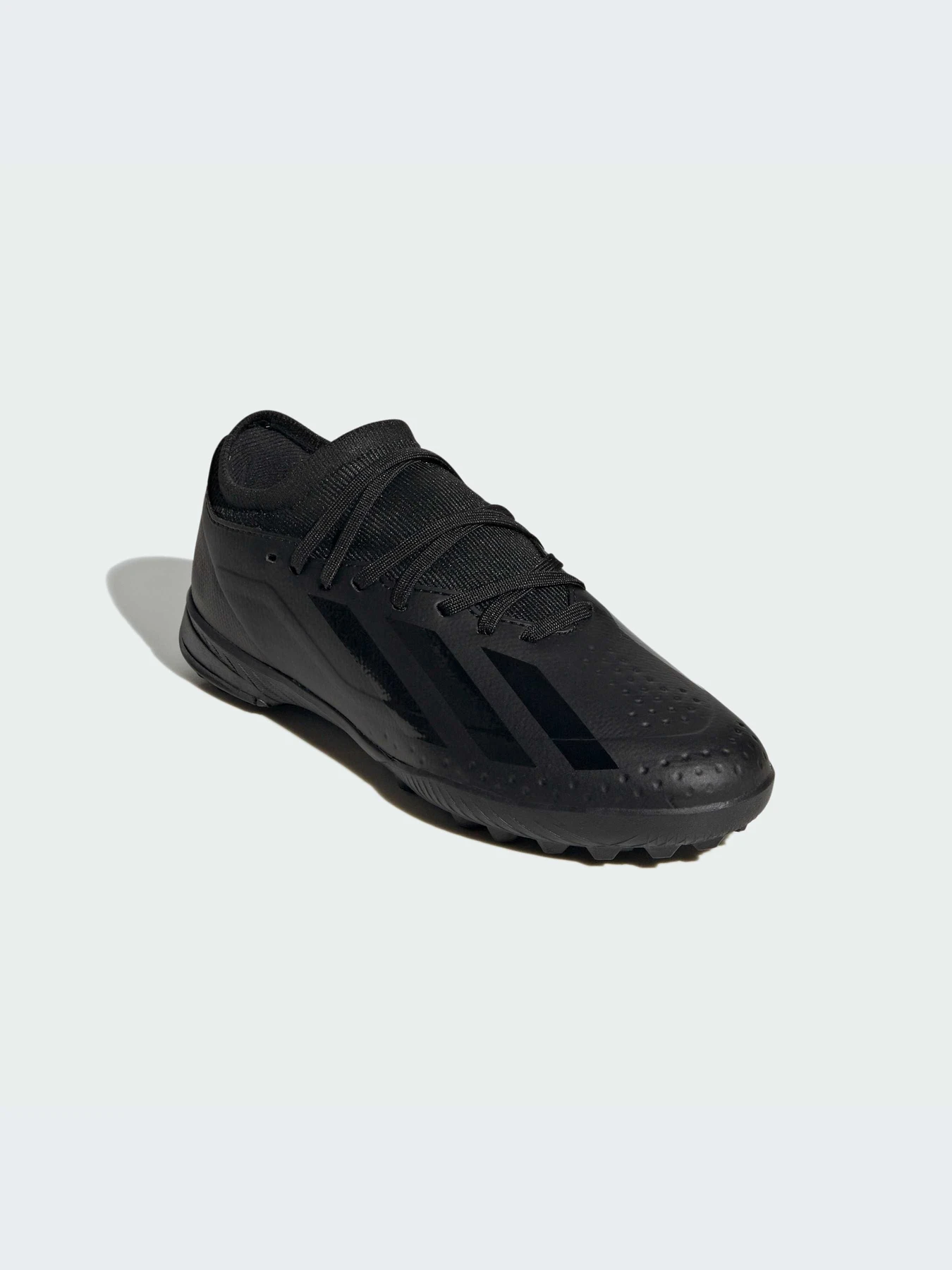 Кроссовки Adidas модель IE1570 Кроссовки Adidas модель IE1570 Фото