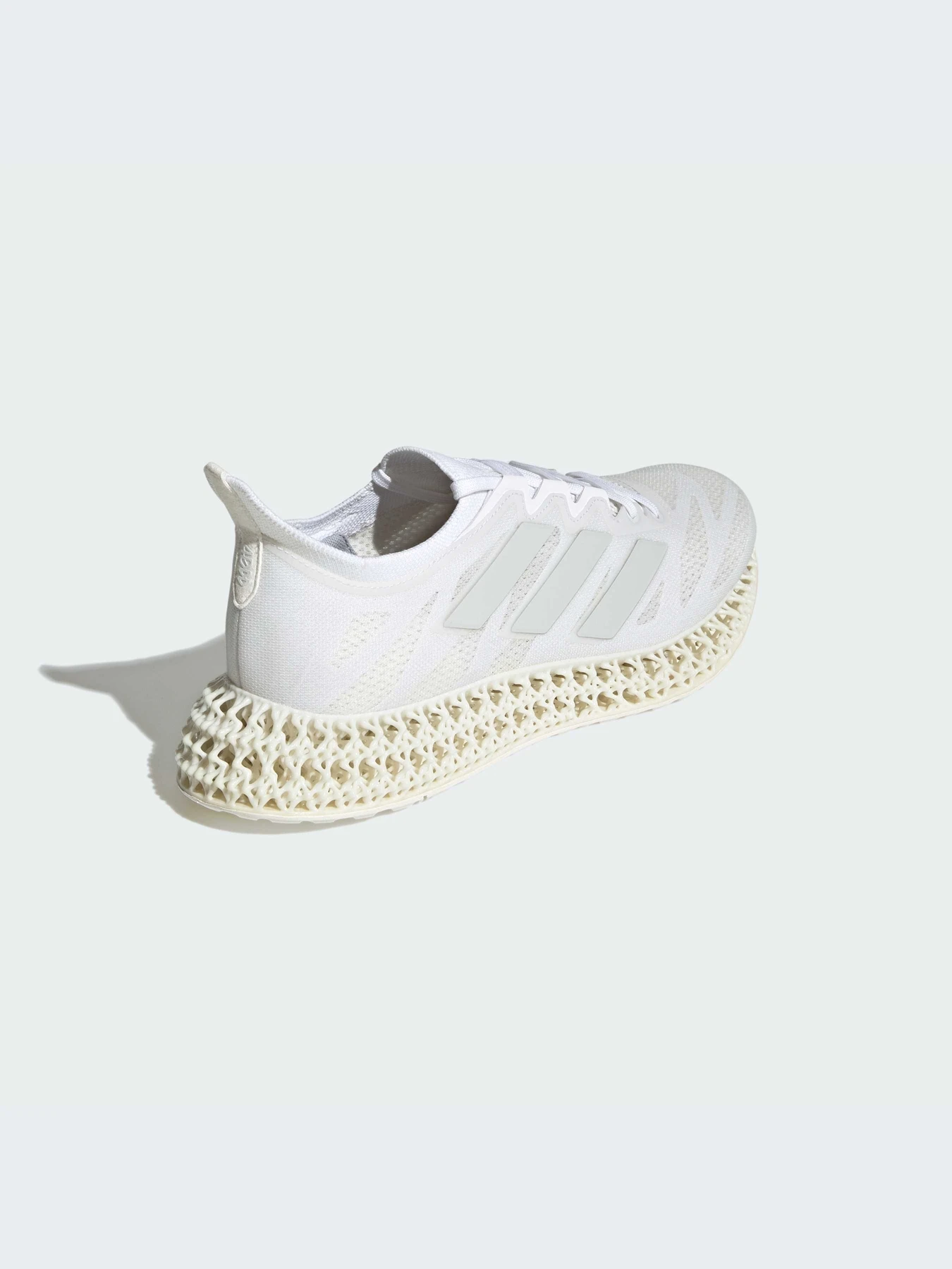 Кроссовки Adidas модель IG8987 Кроссовки Adidas модель IG8987 Фото