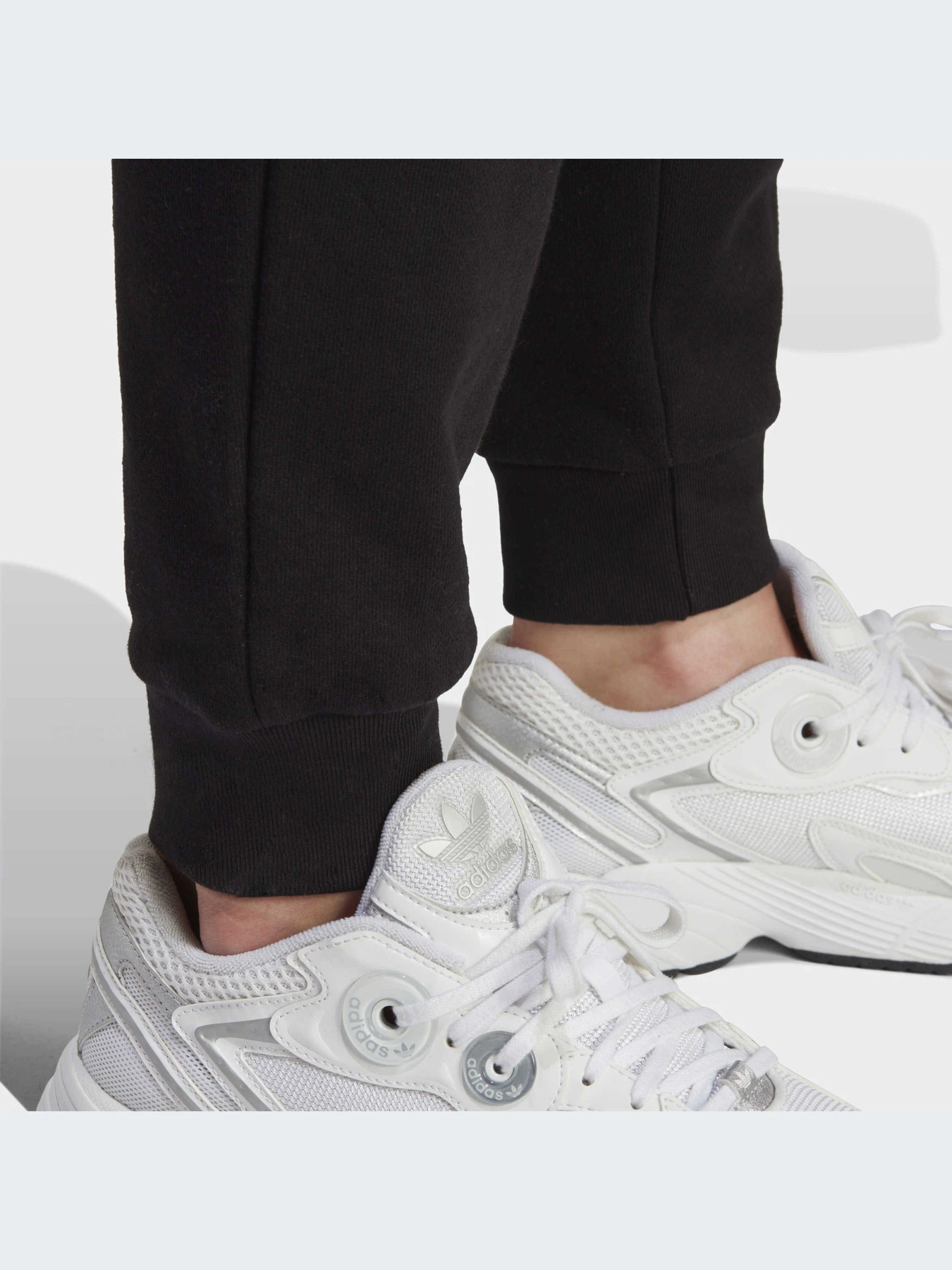 Брюки Adidas модель IA6479 Фото