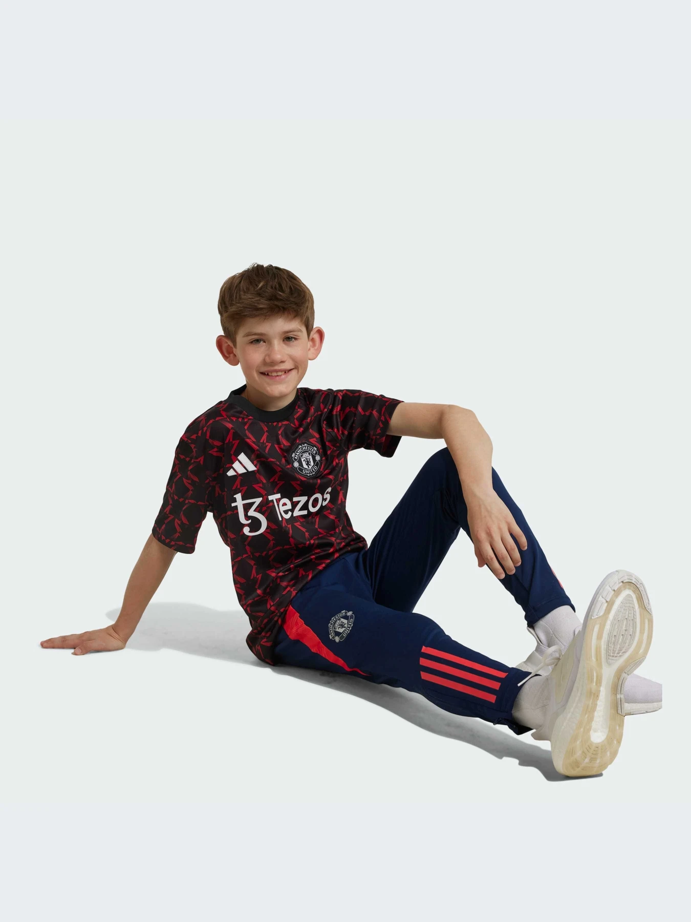 Футболки и поло Adidas модель IT1992 Футболки и поло Adidas модель IT1992 Фото